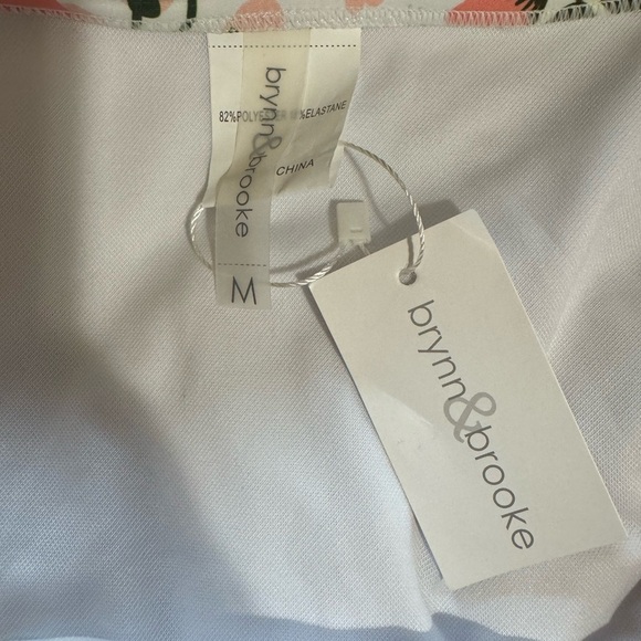 NWT! Women’s Brynn & Brooke white floral print bikini bottoms Medium - Picture 4 of 4
